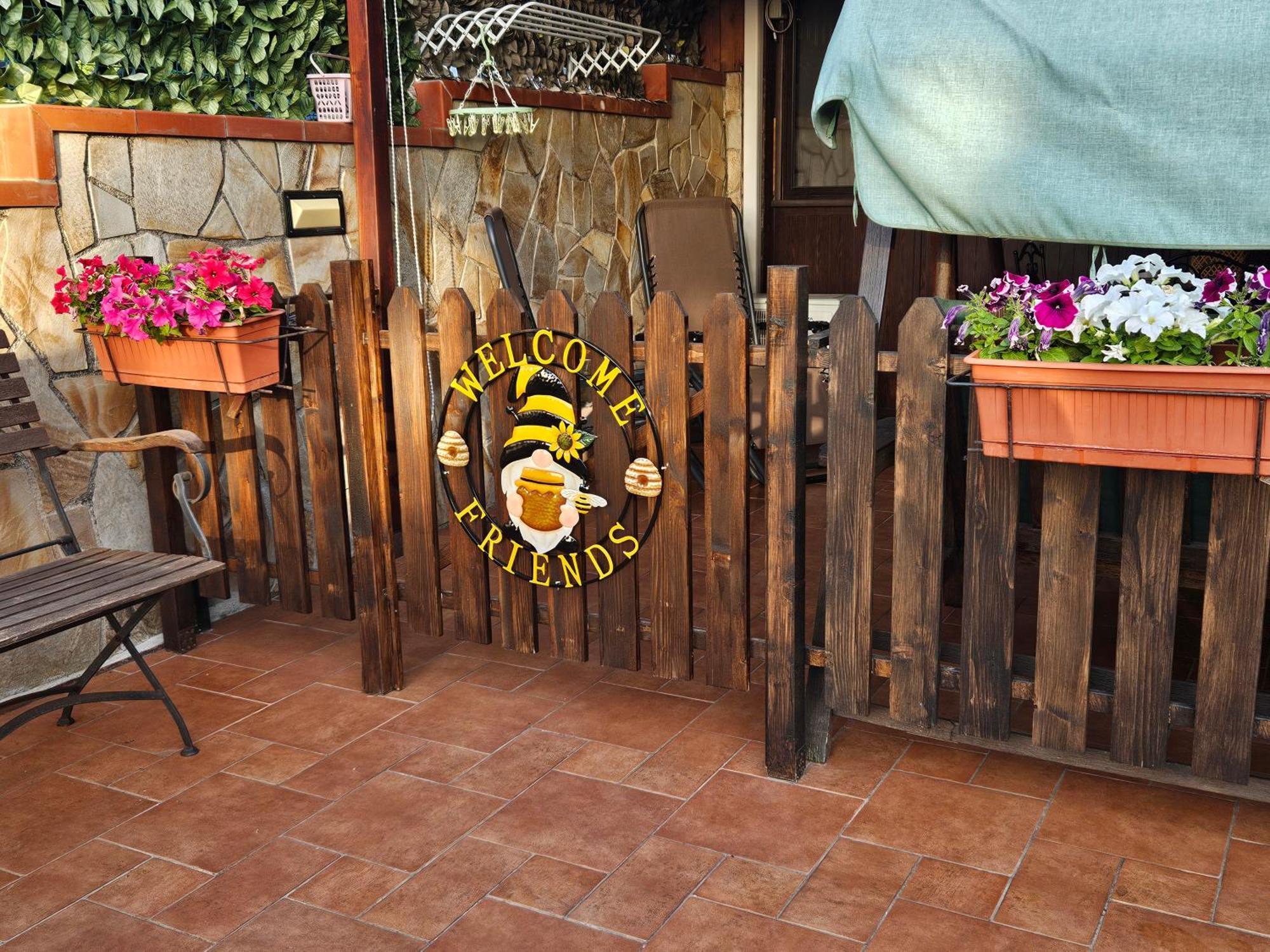 La Dependance Delle Mimose Villa อิโซลา เดลเล เฟมมิเน ภายนอก รูปภาพ